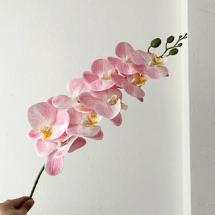 Orchidée papillon artificielle en latex, 9 têtes, fausses fleurs, sensation de main, décoration de c