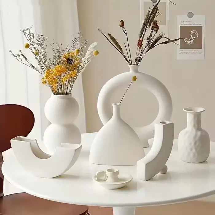 Vase en céramique nordique