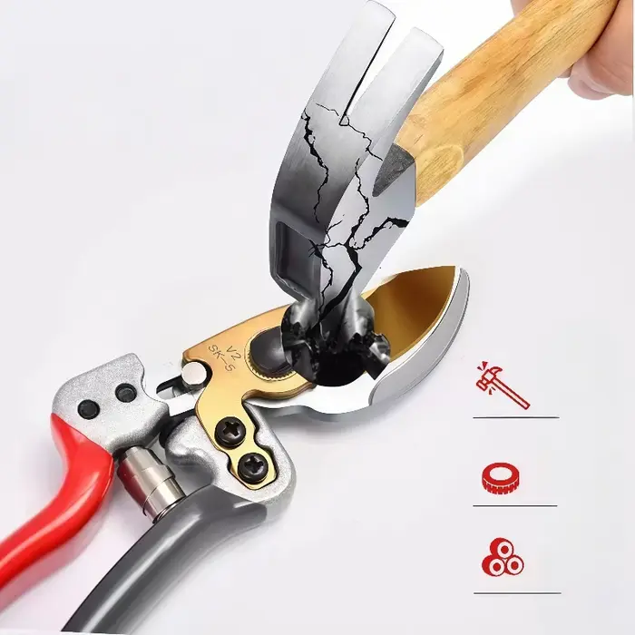 Ciseaux horticoles pour couper des Branches