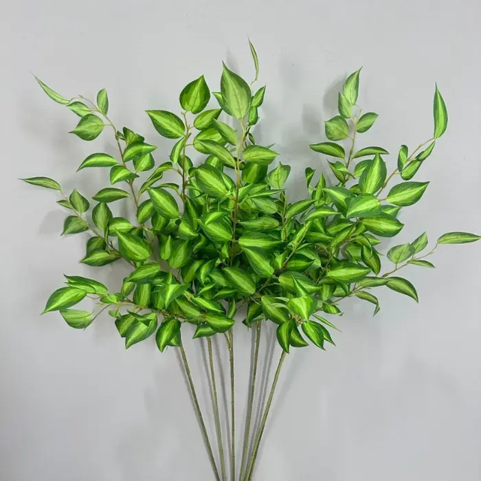 6 pièces de feuilles artificielles en soie