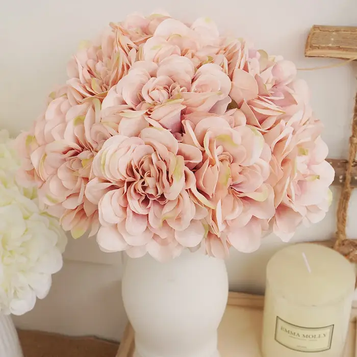 Belle fleur de pivoine artificielle