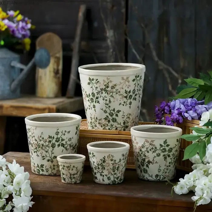 Pot de fleurs en céramique grand format