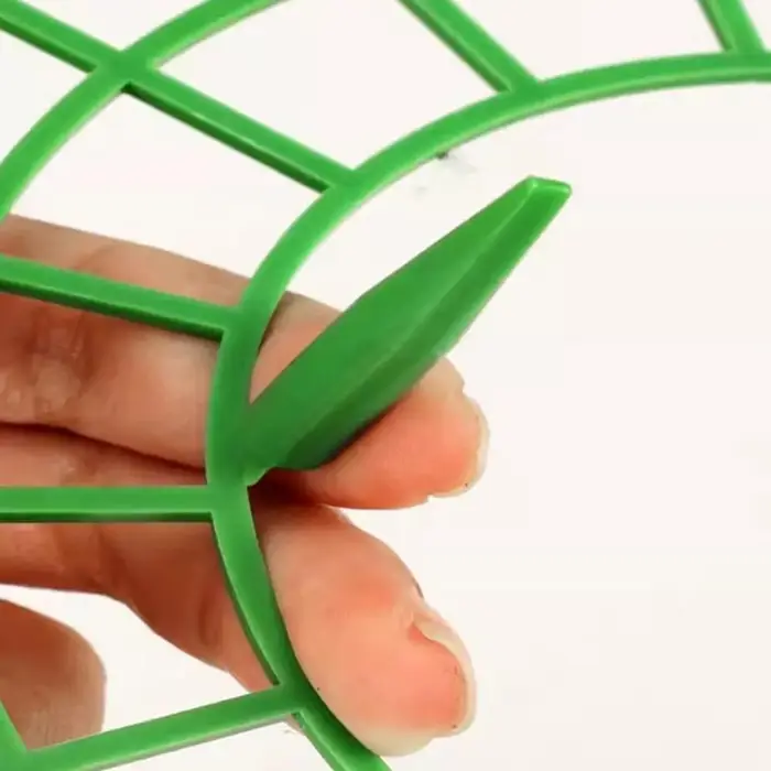 Supports pour plantes de fraises avec trois pieds robustes