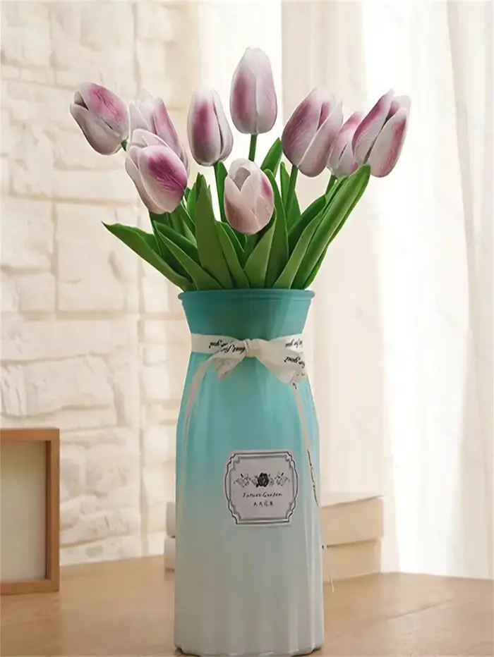 Un ensemble de 6 tulipes artificielles, idéales pour la décoration de la maison, la décoration florale de table pour anniversaire, fleurs de tulipes artificielles réalistes (vase non inclus)