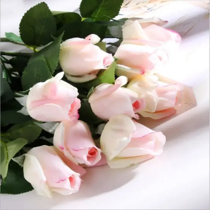Fleurs artificielles en soie