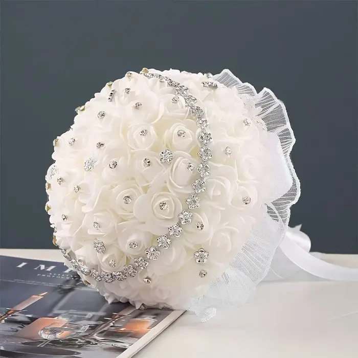 1 pièce d'amour de mariage tourne autour des fleurs