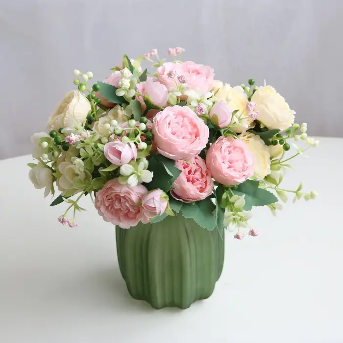 Fausses fleurs violettes en soie