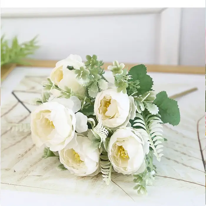 Pivoines artificielles roses