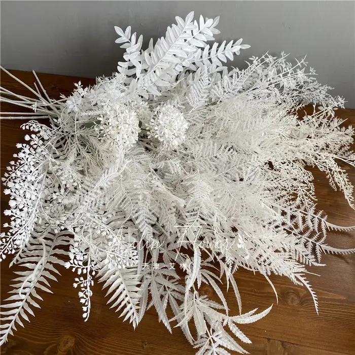 Fleurs artificielles pour décor de mariage