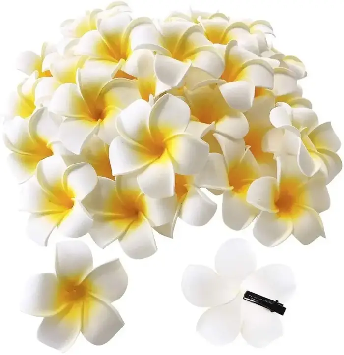 50 pièces 2.4 "mousse blanche frangipanier hawaïen Plumeria artificielle fleur chapeau pinces à cheveux pour la maison fête plage vacances décoration