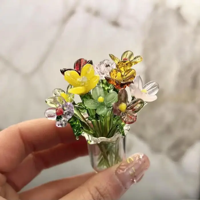 Figurine de fleur en verre soufflé à la main