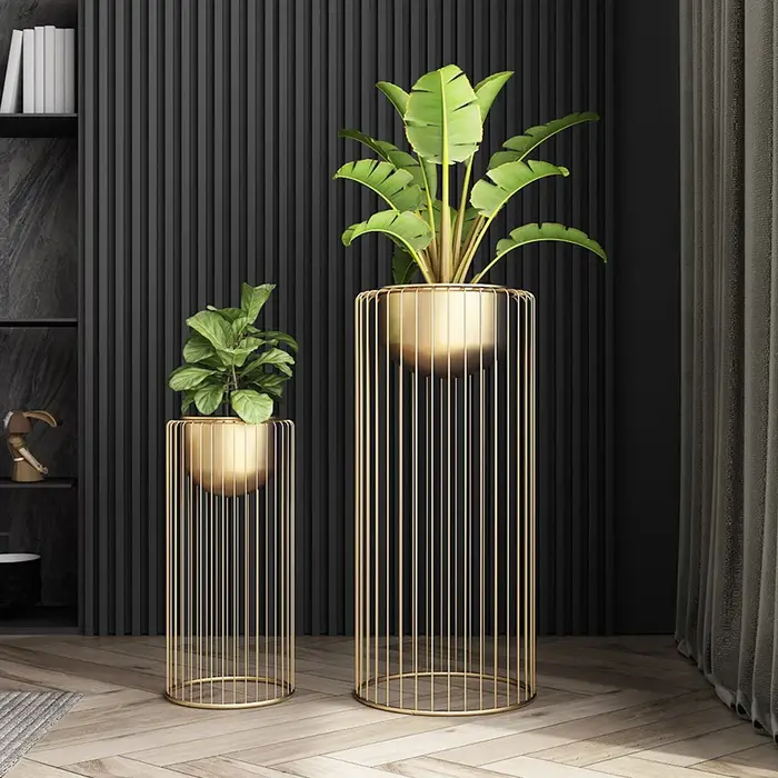 Support de plantes en fer nordique