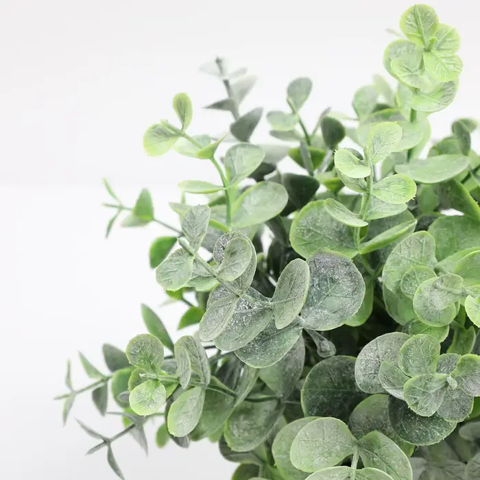 Plante artificielle d'eucalyptus en pot