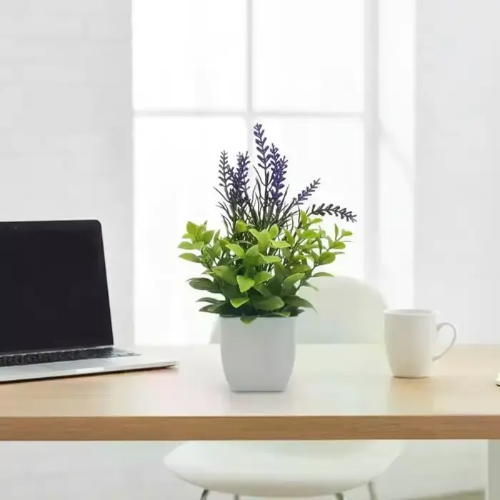 Plantes artificielles avec feuillage réaliste et sans entretien
