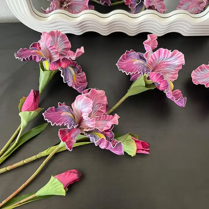 Fleurs artificielles fausses