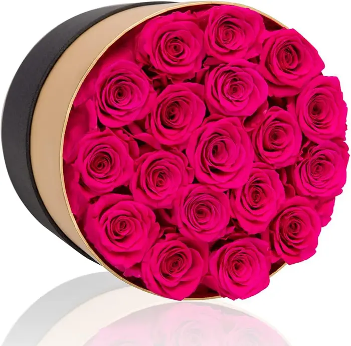Rose longue durée faite à la main dans une boîte