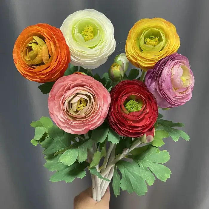 Bouquet de roses artificielles en soie