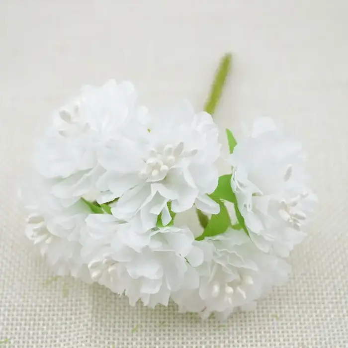Bouquet de fleurs artificielles en soie