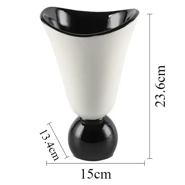 Vase décoratif d'art moderne, bouteille de fleurs de luxe esthétique, intérieur élégant, bouteilles 