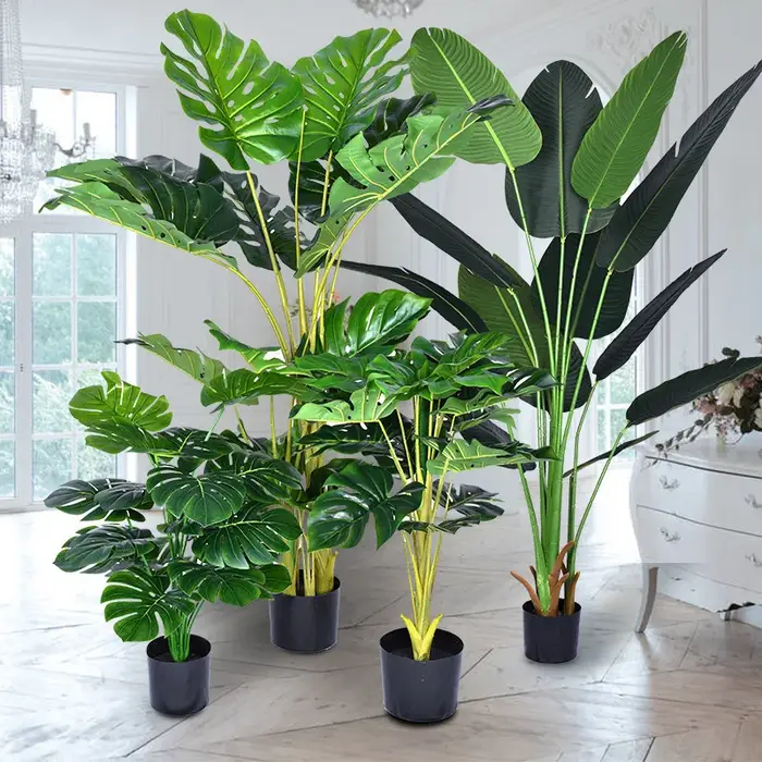 Grande tortue artificielle de palmier tropical