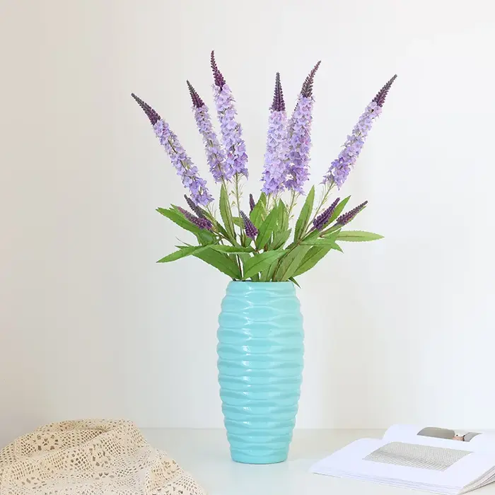 Fleur de simulation de lavande pour affichage de fenêtre