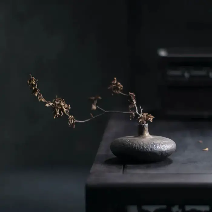Four à fleurs de Gand Devient une poterie brute