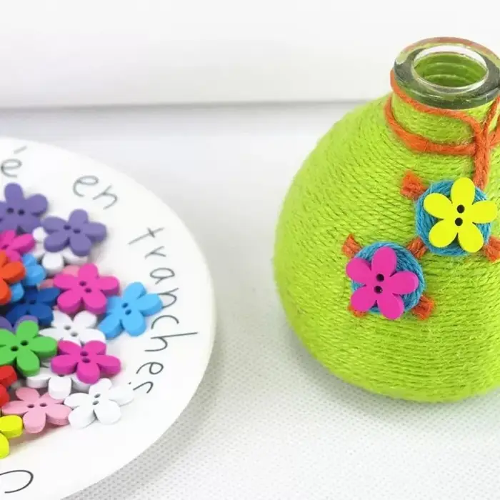 100 boutons décoratifs en bois en forme de fleur