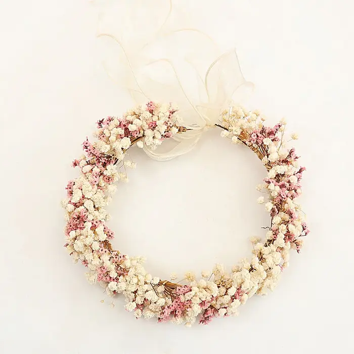 Couronne de fleurs séchées à la main
