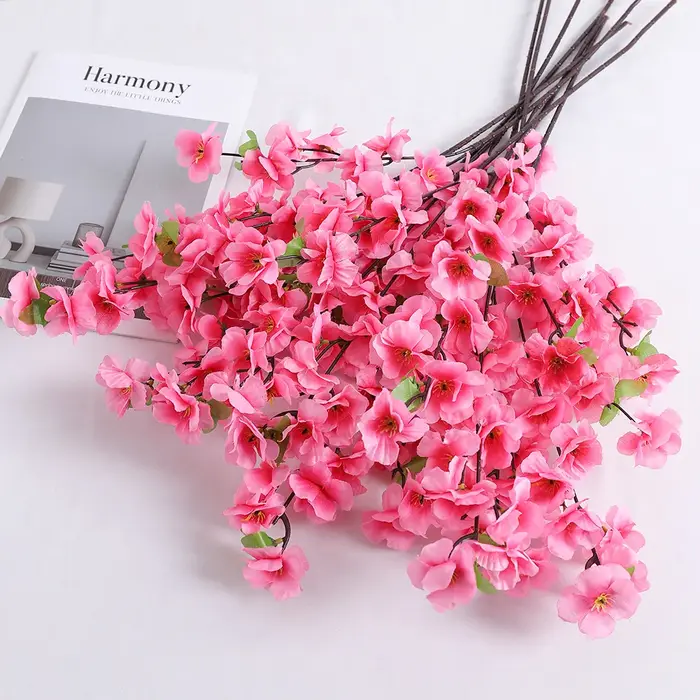 Bouquet de fleurs artificielles en soie