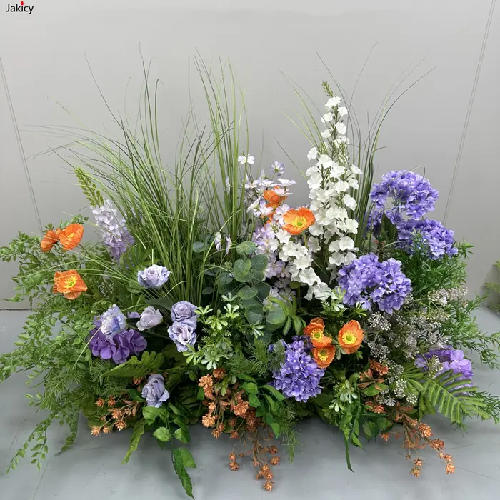 Plantes vertes feuille mariage fleur de soie artificielle terre rangée