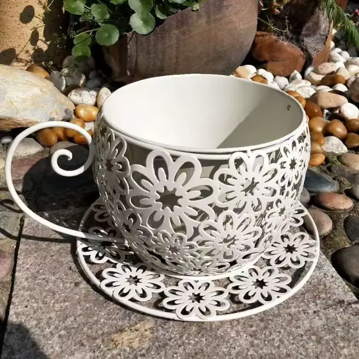 Support de pot de fleurs en fer