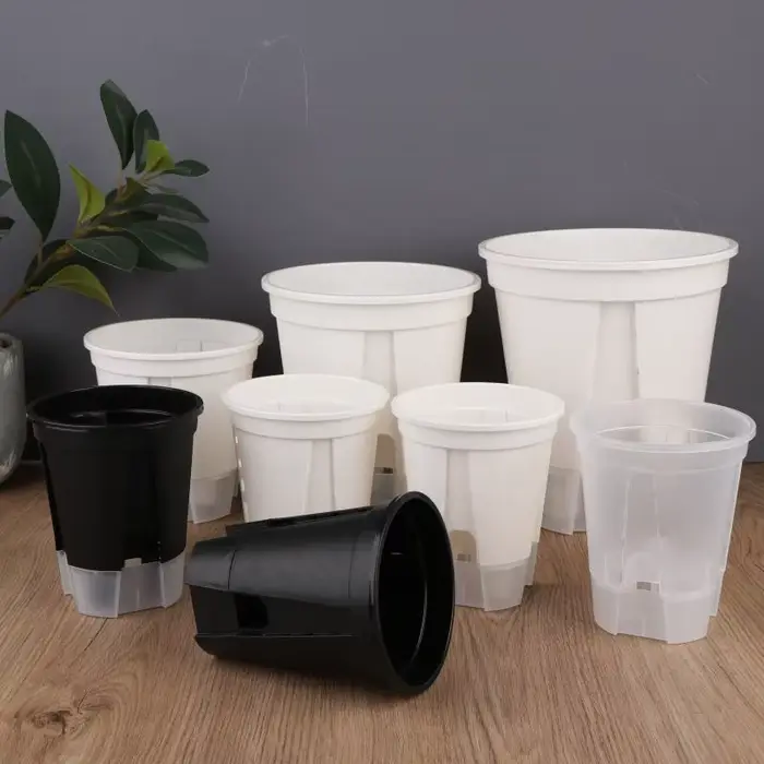 Pot de fleurs de stockage d'eau