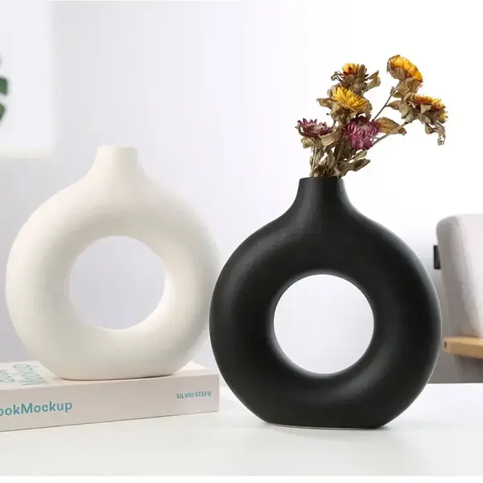 Vase nordique circulaire en forme de donut