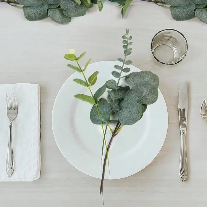 Bouquet de plantes artificielles d'eucalyptus