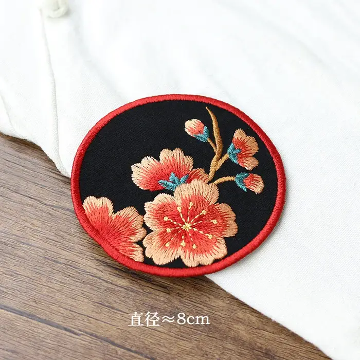 Patchs ronds brodés de fleurs à la mode pour vêtements