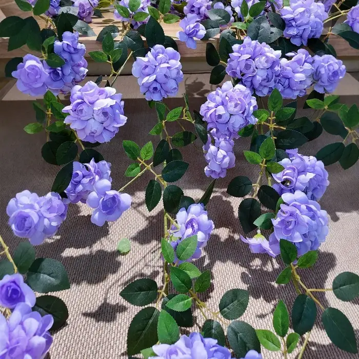Lot de 2 guirlandes de roses artificielles de 1