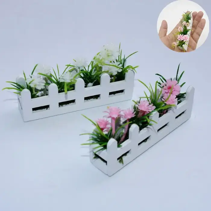 Mini modèle de fleur en pot pour maison de poupée