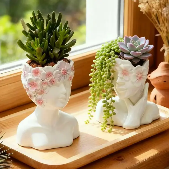 Pot de fleurs en résine en forme de jeune fille