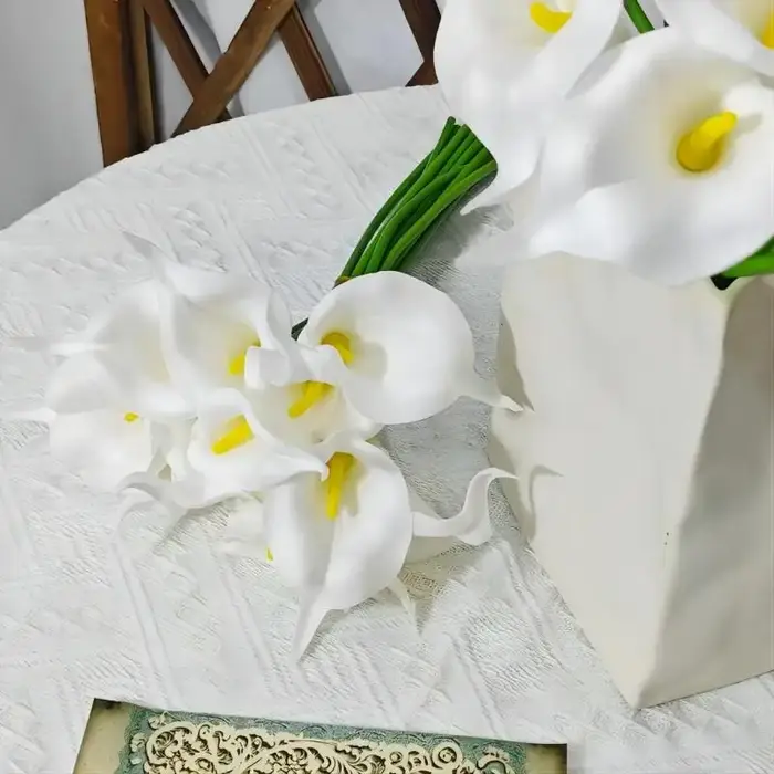 Simulation de fleur de lys Calla en PU