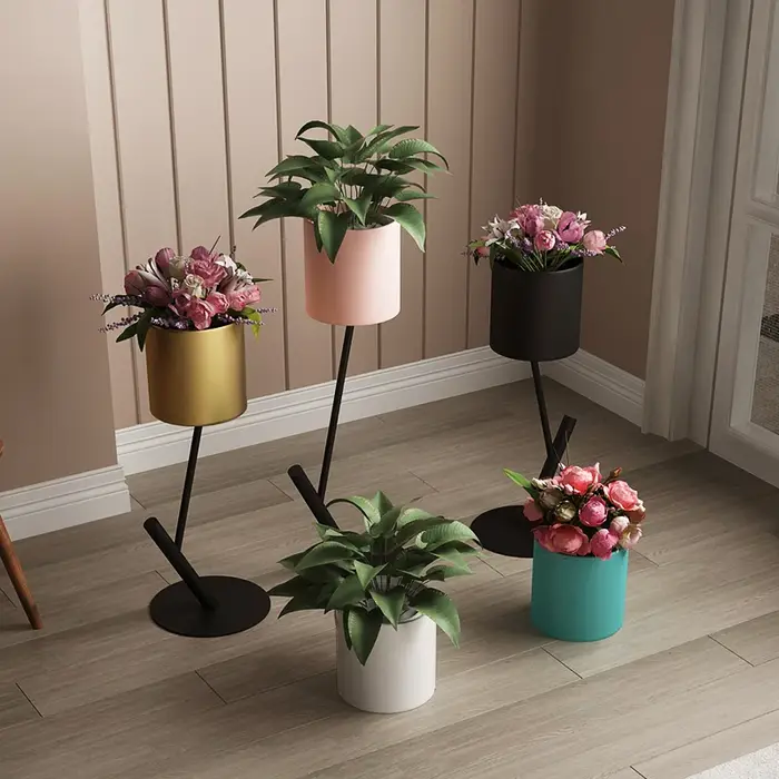 Support de fleurs en fer nordique