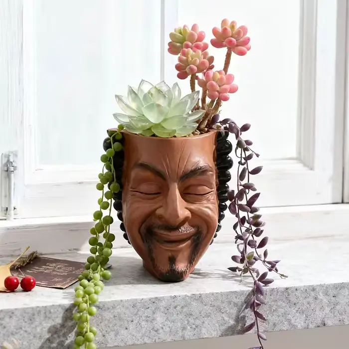 Pot de fleurs de style créatif
