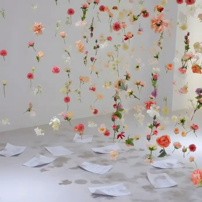 Rideau de fleurs artificielles flottantes de style bohème