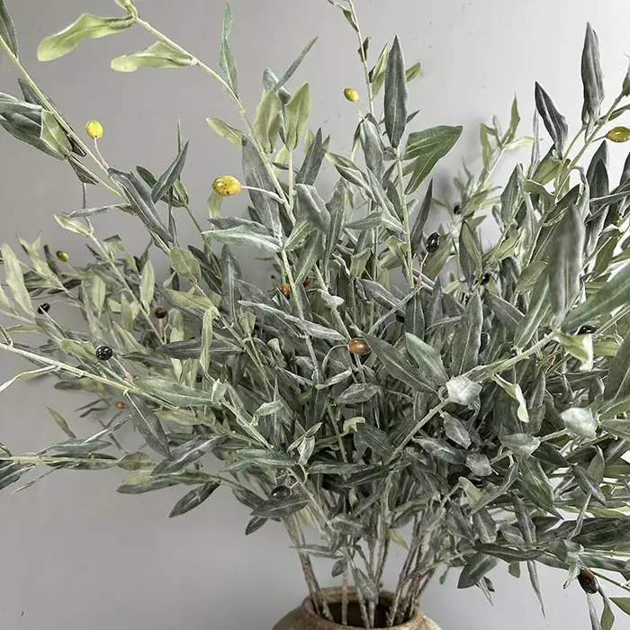 Plantes artificielles de branche d'olivier réalistes