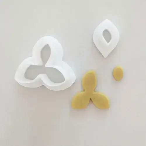 Différents Types exquis Unique pétales de fleurs argile moules bricolage fleur trèfle boucles d'orei
