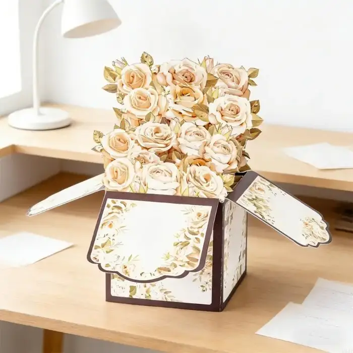 Carte d'arrangement floral artistique fabriquée à main