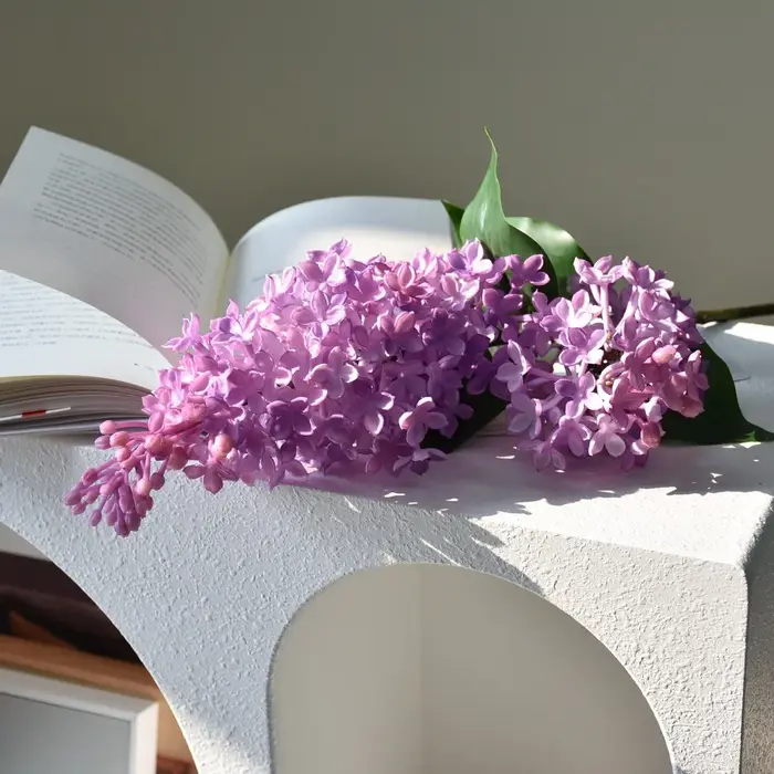 Nouvelle Fleur Artificielle en Silicone Lilas