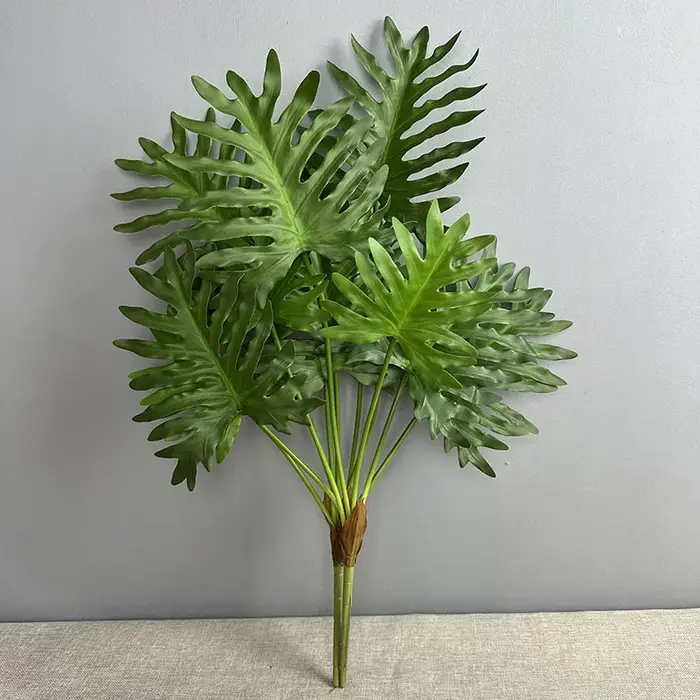 Plantes vertes simulées au toucher