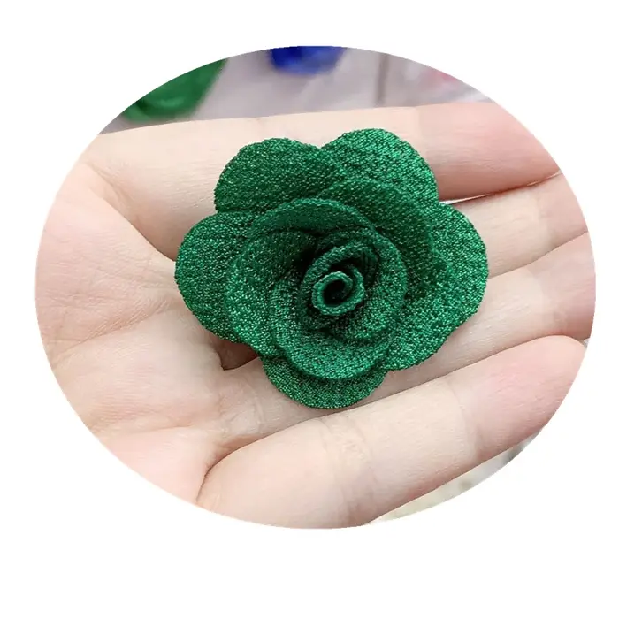 Petite fleur tridimensionnelle faite à la main de 2.5CM