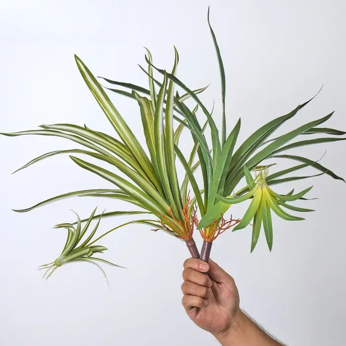 Lot de 5 plantes artificielles Chlorophytum Comosum roses
