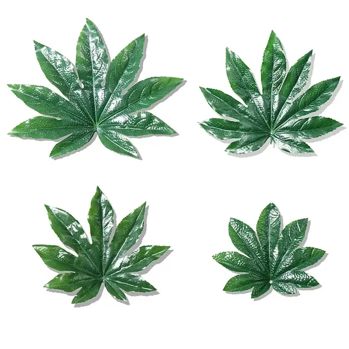 Plantes vertes artificielles en plastique